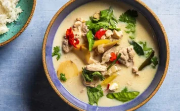 Thai Coconut Chicken Soup (Tom Kha Gai) Thai Coconut Chicken Soup (Tom Kha Gai)