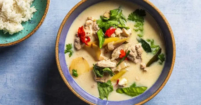 Thai Coconut Chicken Soup (Tom Kha Gai)