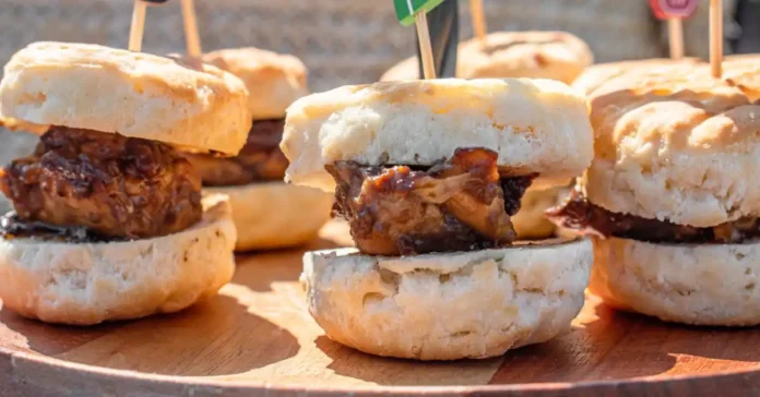 Apple Butter Chicken Sliders