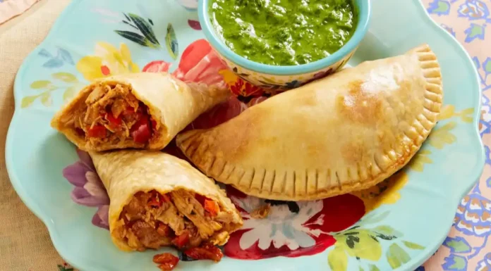 Baked Chicken Empanadas Baked Chicken Empanadas