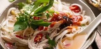 Chicken Pho (Vietnamese Noodle Soup) Chicken Pho (Vietnamese Noodle Soup)