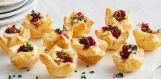 Chicken and Cranberry Puff Pastry Bites Chicken and Cranberry Puff Pastry Bites