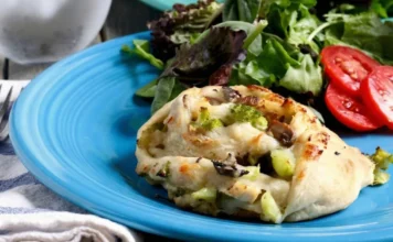 Chicken Alfredo Pizza Rolls Chicken Alfredo Pizza Rolls