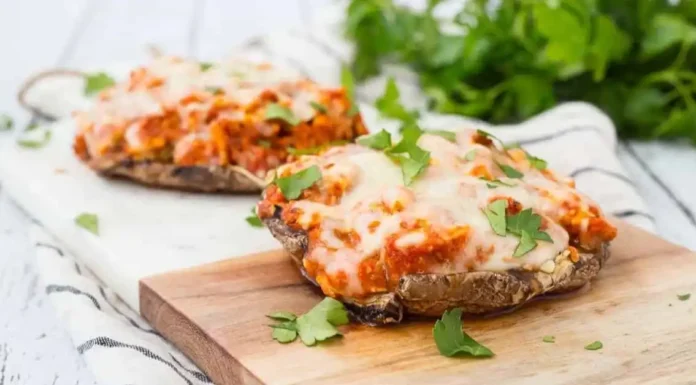 Chicken Parmesan Stuffed Portobello Mushrooms Chicken Parmesan Stuffed Portobello Mushrooms