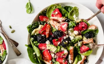 Berry Chicken Spinach Salad Chicken Spinach Berry Salad
