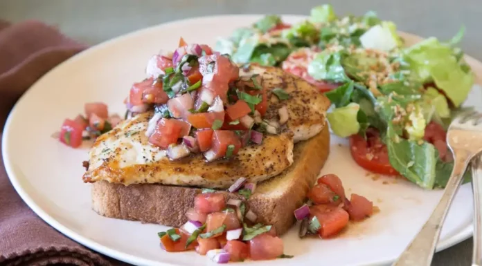 Chicken Bruschetta Chicken Bruschetta Toasts