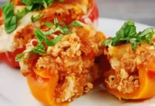 Quinoa and Chicken Stuffed Peppers Chicken and Quinoa Stuffed Peppers